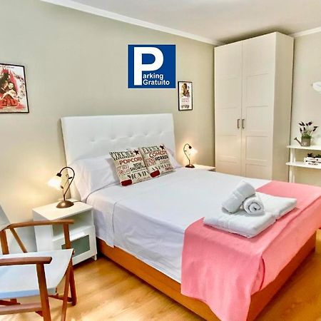 Apartamento Con Parking Gratis En El Centro, 2 Dormitorios อัลเมรีอา ภายนอก รูปภาพ