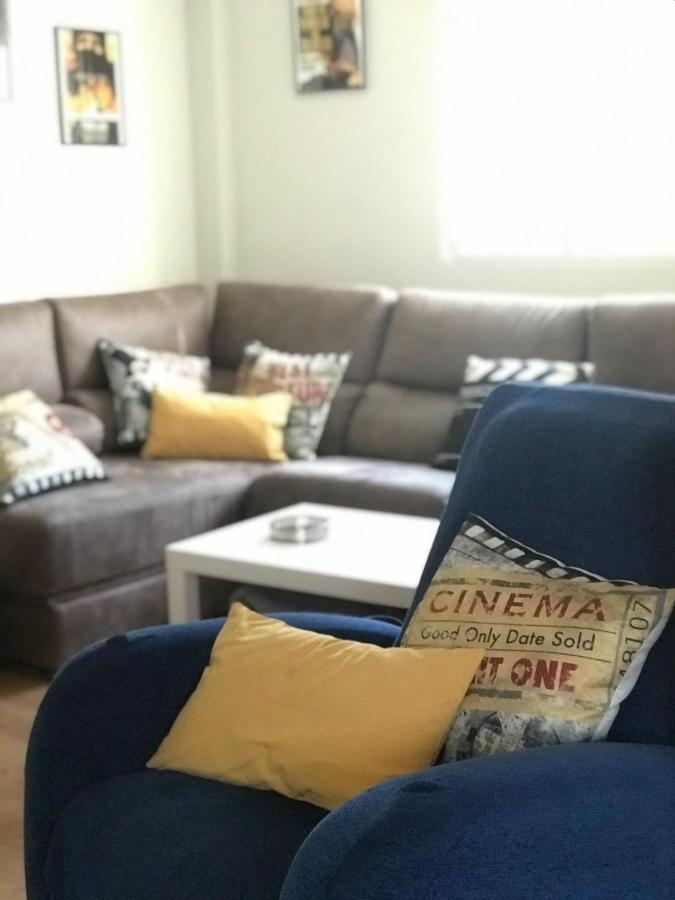 Apartamento Con Parking Gratis En El Centro, 2 Dormitorios อัลเมรีอา ภายนอก รูปภาพ