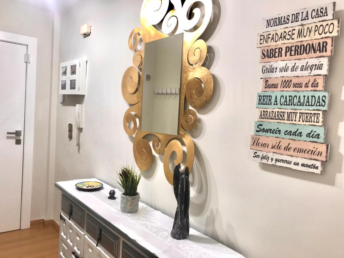 Apartamento Con Parking Gratis En El Centro, 2 Dormitorios อัลเมรีอา ภายนอก รูปภาพ