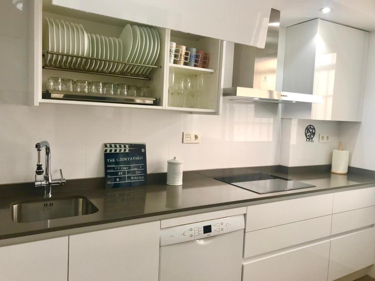 Apartamento Con Parking Gratis En El Centro, 2 Dormitorios อัลเมรีอา ภายนอก รูปภาพ