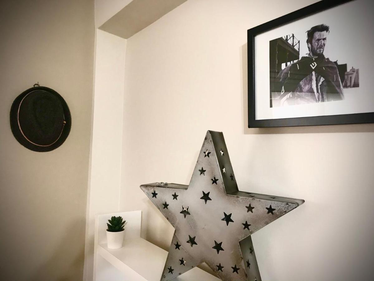Apartamento Con Parking Gratis En El Centro, 2 Dormitorios อัลเมรีอา ภายนอก รูปภาพ