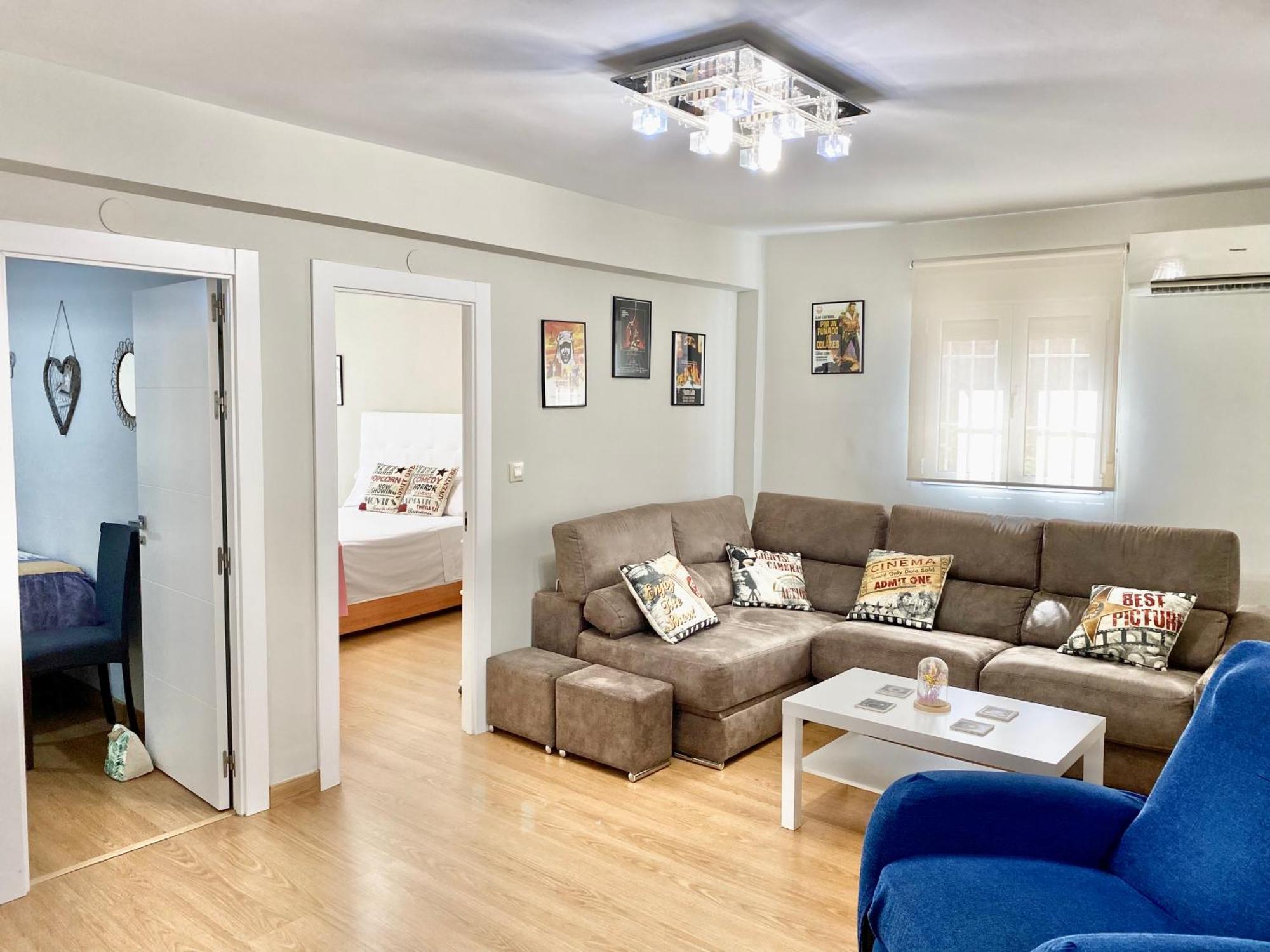 Apartamento Con Parking Gratis En El Centro, 2 Dormitorios อัลเมรีอา ภายนอก รูปภาพ