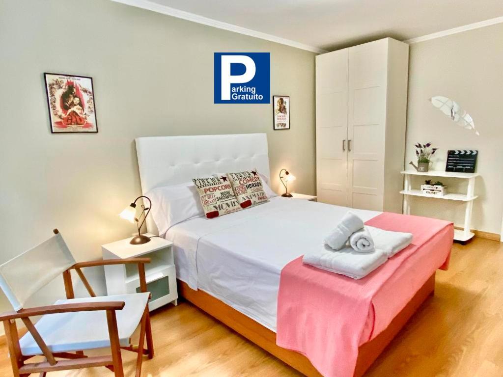 Apartamento Con Parking Gratis En El Centro, 2 Dormitorios อัลเมรีอา ภายนอก รูปภาพ